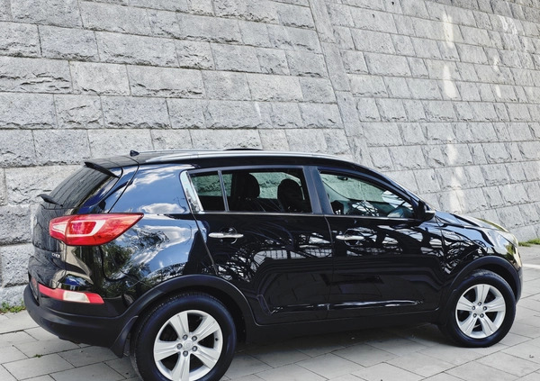 Kia Sportage cena 48900 przebieg: 211677, rok produkcji 2013 z Alwernia małe 781